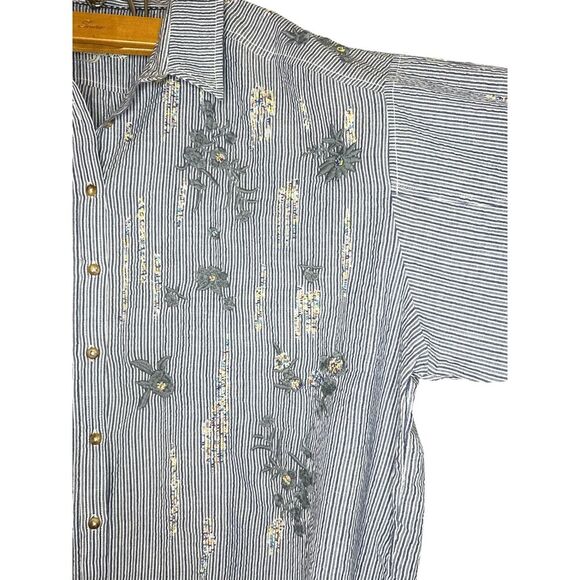Anthropologie Pilcro Embroidered Button Down Sz: Missing - Picture 4 of 12